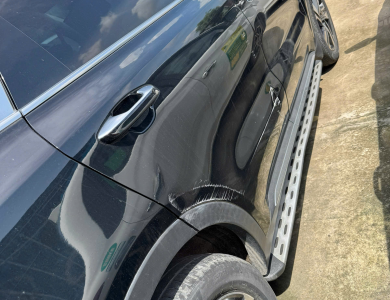 01 xe ô tô con; Nhãn hiệu: KIA; Số loại: SORENTO MQ4; BKS: 78A-117.09; 06 chỗ ngồi; Màu Đen; Số khung: RNYRJ52D8MC211816, Số máy: D4HELH265951 theo Giấy chứng nhận đăng ký xe ô tô số 78 004726 do Phòng Cảnh sát giao thông, Công an tỉnh Phú Yên cấp ngày 14/12/2021 đứng tên Trần Thị Hoa