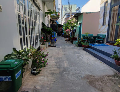 Quyền sử dụng đất và tài sản khác gắn liền với đất thuộc thửa đất số 714, tờ bản đồ số 33, tại địa chỉ 177/16 Phan Văn Hớn, Phường Đông Hưng Thuận, Thành phố Hồ Chí Minh