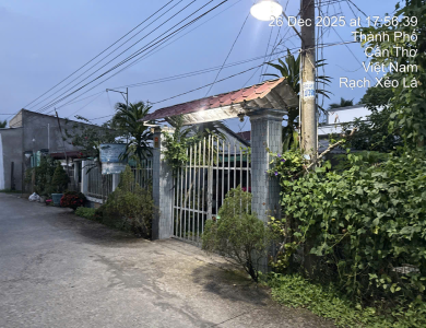 Quyền sử dụng đất thuộc thửa đất số 1576, tờ bản đồ số: 4; địa chỉ: Khu vực Khánh Hưng, Phường Phú Thứ, Quận Cái Răng, Thành phố Cần Thơ (nay là phường Hưng Phú, Thành phố Cần Thơ) 